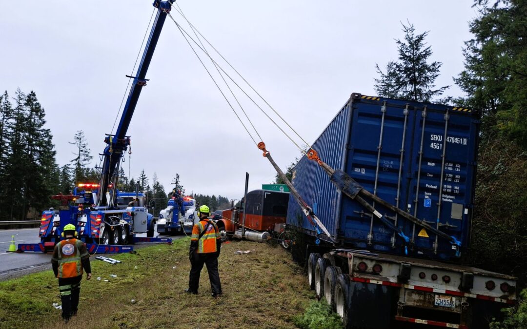 Two Cranes Required for a Heavy Truck Recovery in Maple Valley